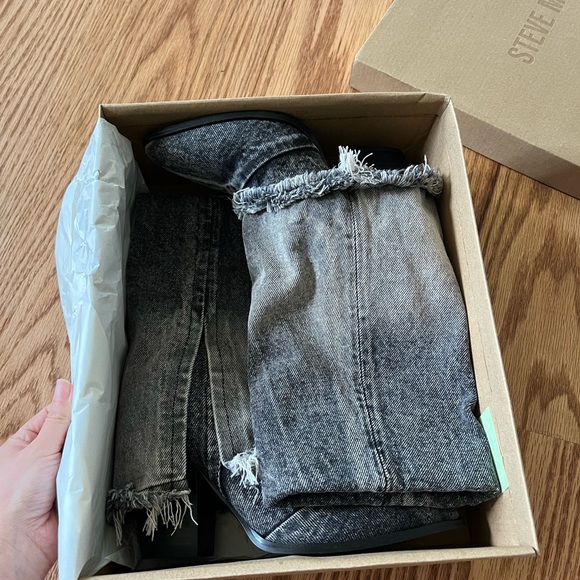 Steve Madden denim boots - Picture 8 of 8
